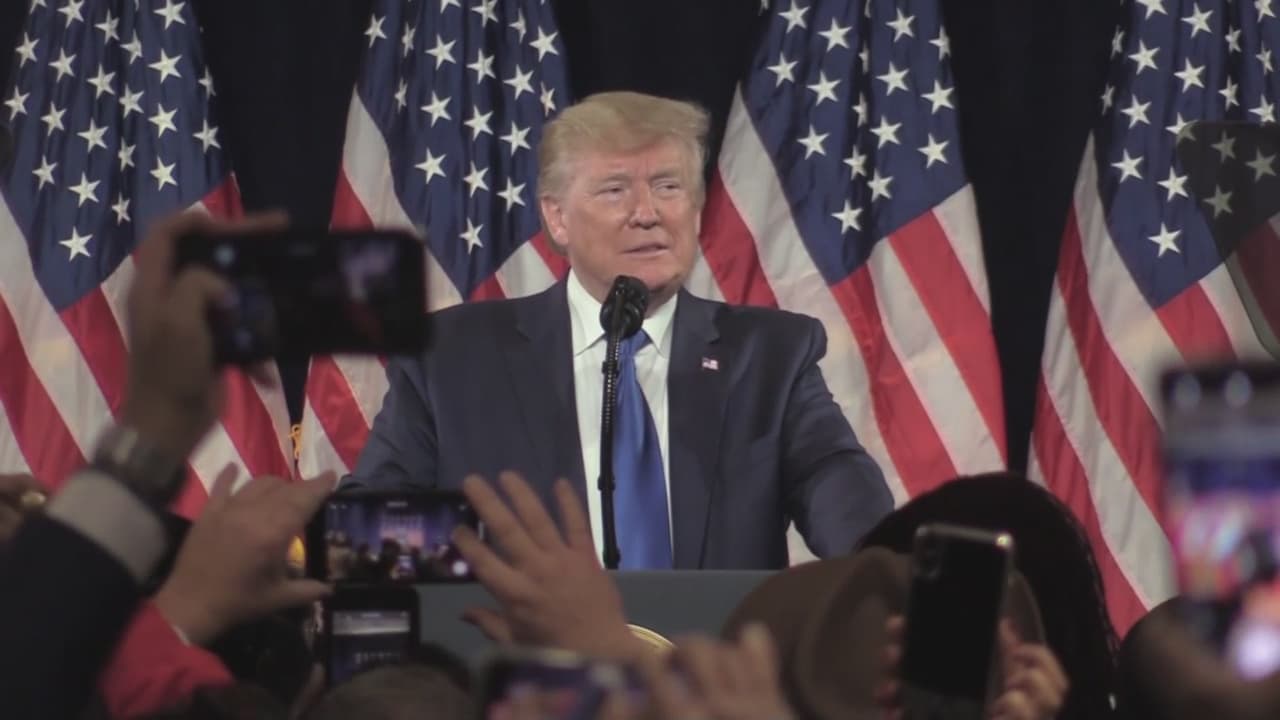 En Atlanta, el presidente Trump aboga por el voto de afroamericanos mientras critica a demócratas