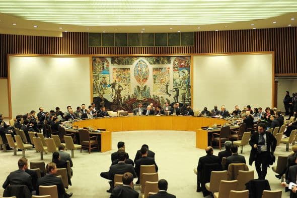 Las pruebas de Corea del Norte pusieron en alerta roja a todo el mundo, especialmente a los países asiáticos cercanos a éste, como Corea del Sur, Japón, China y Rusia, pero también a los Estados Unidos dado que Norcorea ha lanzado amenazas contra esta nación americana en varias ocasiones. Al respecto, este jueves 7 de marzo, los miembros del Consejo de Seguridad de la ONU se reunieron para votar en la imposición de una cuarta ronda de sanciones contra Corea del Norte en un intento por poner fin a sus programas nucleares y de misiles balísticos.