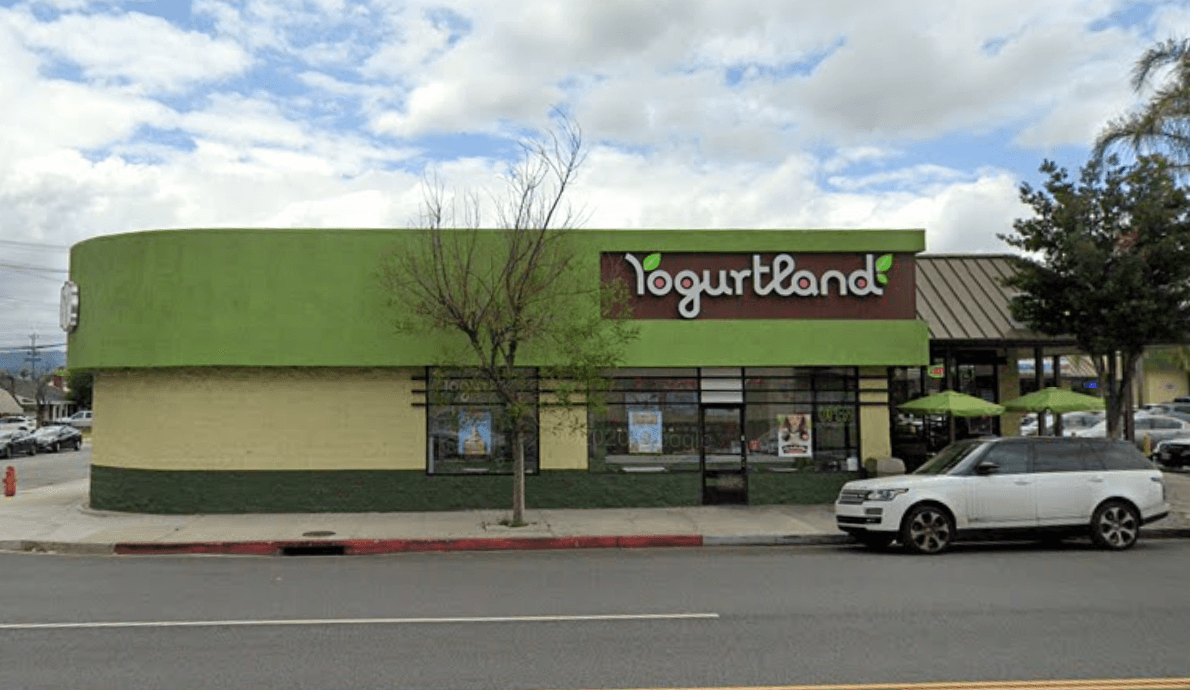 <b>Burbank</b>: 2400 W Victory Blvd., Burbank, CA 91506.