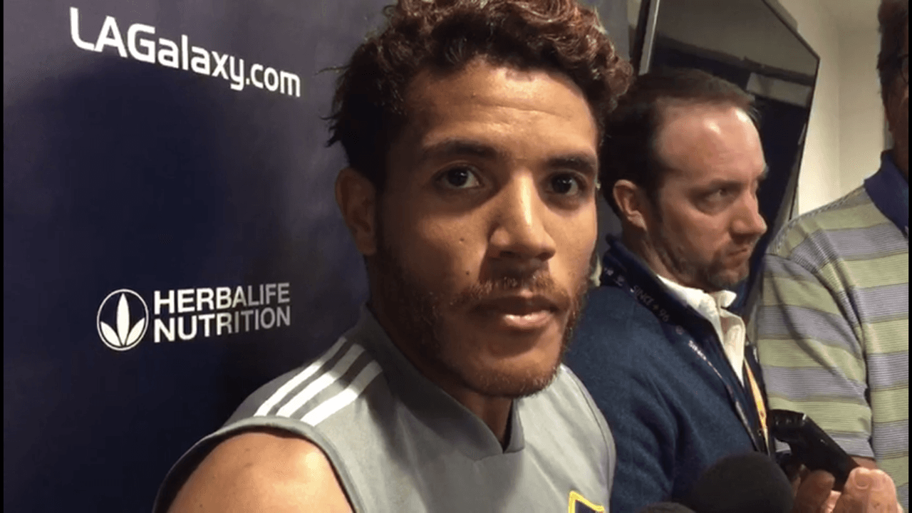 Jona dos Santos ‘celebró’ lesión de Marco Fabián y cobrarle apuesta