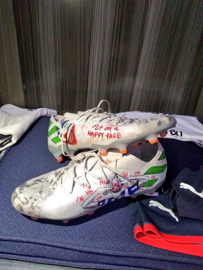 Rodolfo Pizarro y su calzado especial para la Final