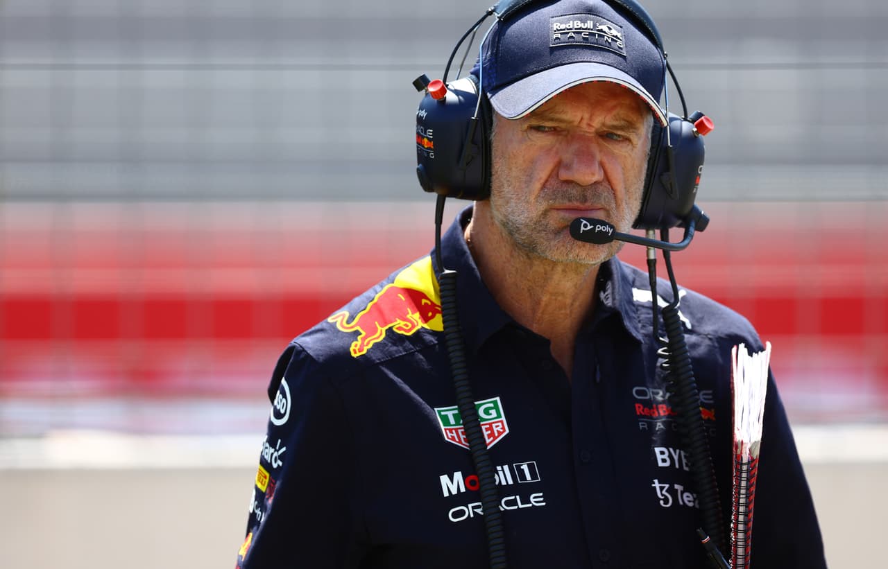 El equipo técnico de Red Bull se encuentra pendiente de lo que está sucediendo recientemente con los monoplazas de sus pilotos y la forma en la que los conducen. 
<br>