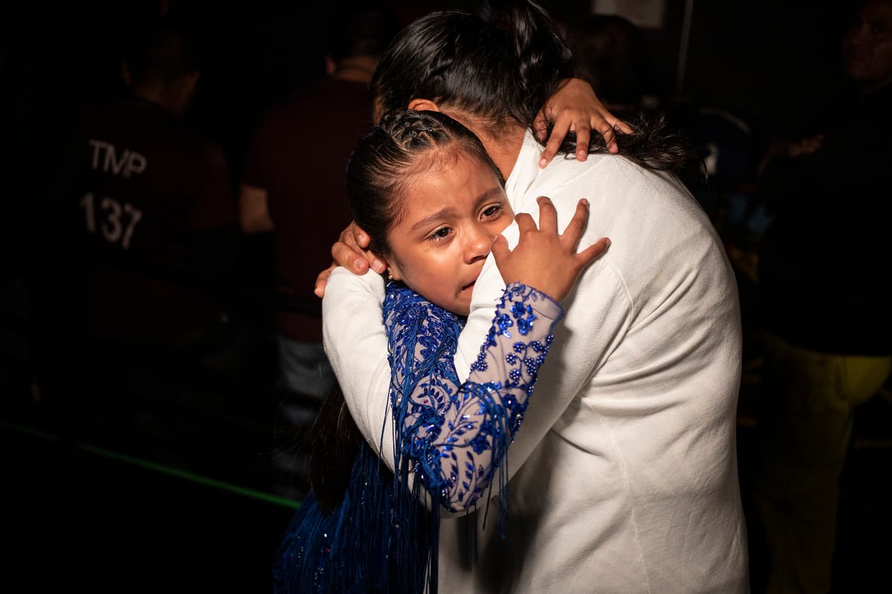 Inevitablemente, las lágrimas se hicieron presentes. Sin embargo, las mamás de los niños estaban ahí para consolar a quienes no pasaron a la siguiente ronda.