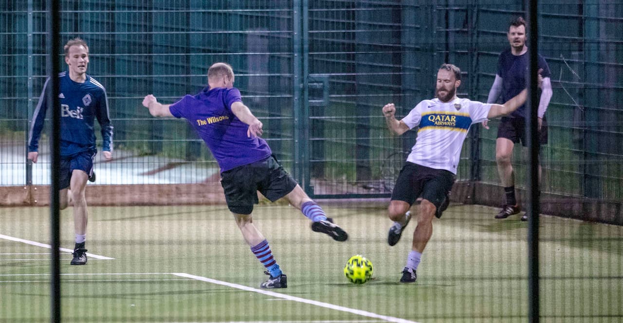 No se trató de un evento oficial, sino personal este partido que disputó entrada la tarde del sábado, en el Battersea Park.