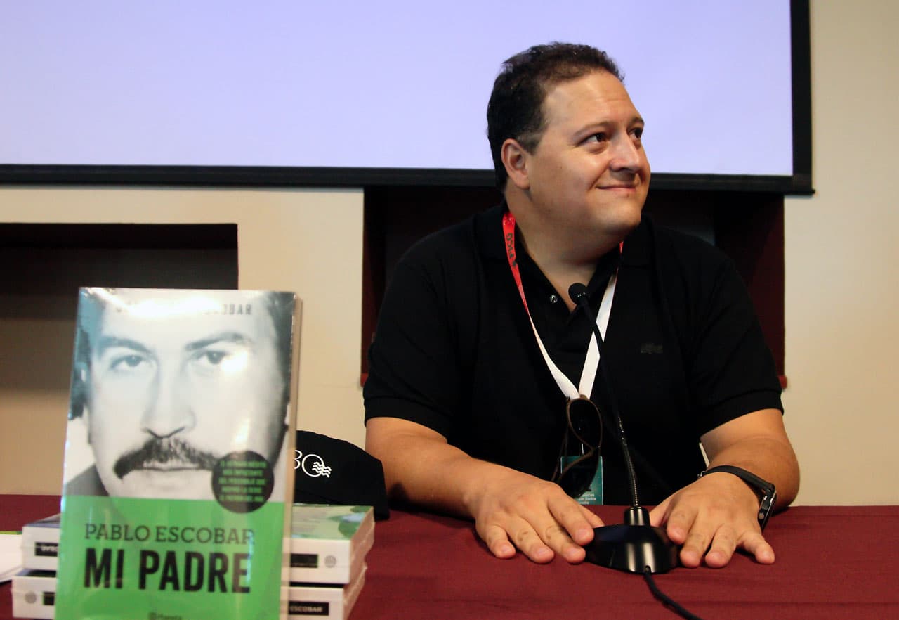 Juan Pablo Escobar, hijo del capo, escribió el libro "Pablo Escobar, mi padre", en donde relata historias familiares y las consecuencias de la violencia.
