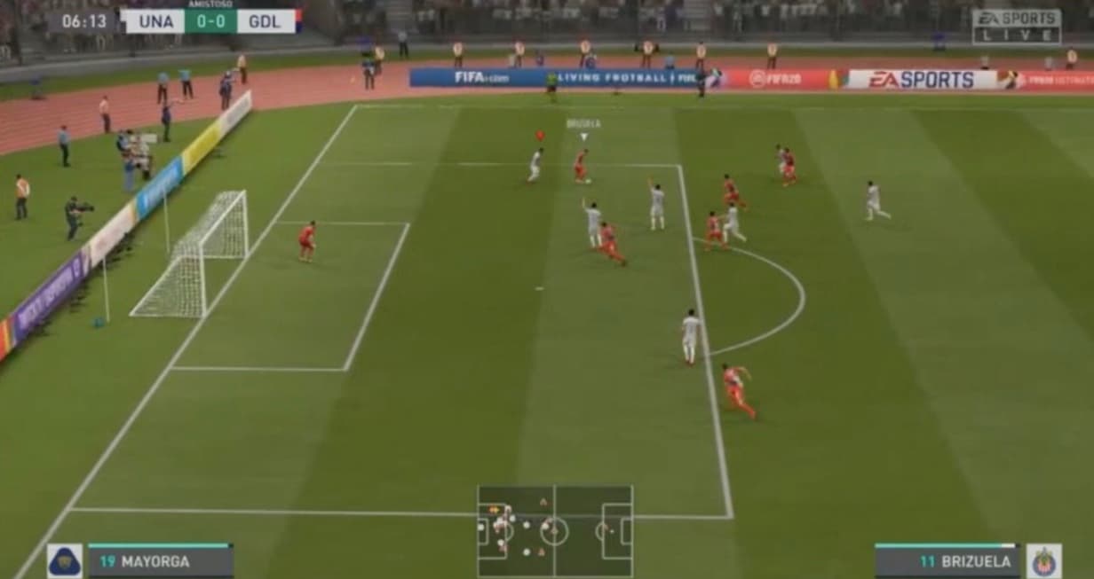 Los Pumas de Alejandro Zamudio vivieron una pesadilla en su debut luego de ser goleados 1-8 por las Chivas en Ciudad Universitaria.