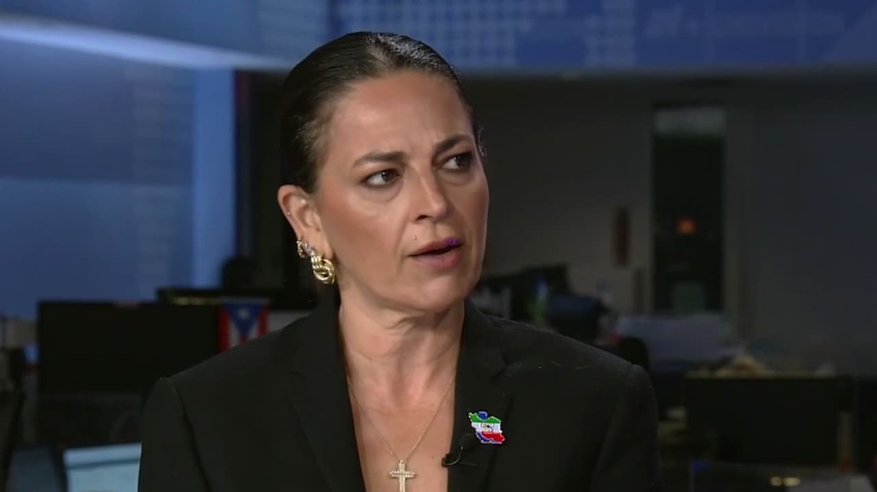 "Mi gente está cansada": El anhelo de libertad de una mujer iraní en EEUU ante la guerra