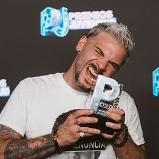 El puertorriqueño también habla de todo lo que implicará para las cantantes convertirse en la próxima estrella musical: "Se enfrentan al gran reto de mantener la disciplina. El proceso de la preparación no es fácil, hay que estar enfocado y la que persevere es la que alcanzará su sueño”.