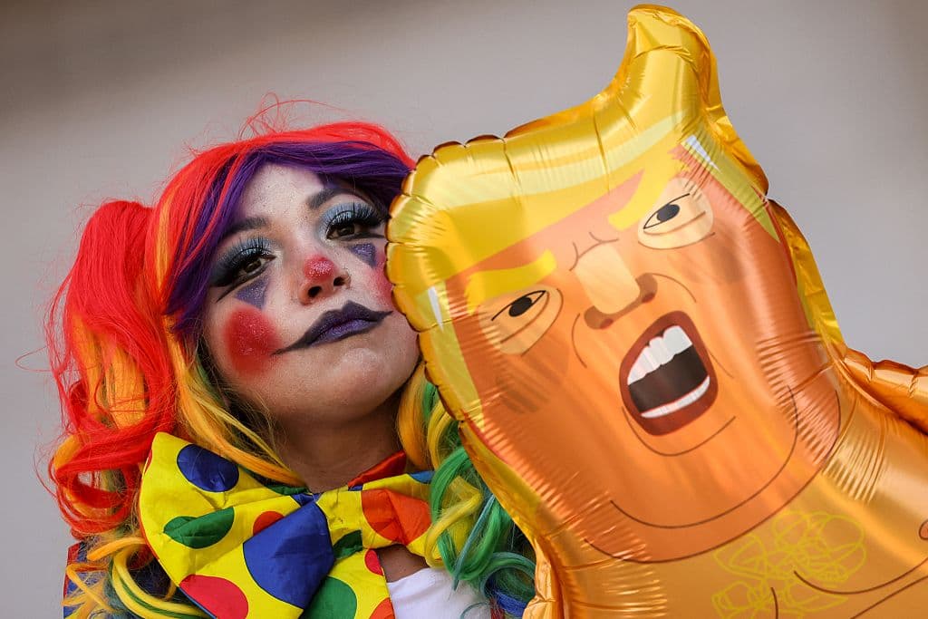 “No Kings 2.0”: Tampa se une a la histórica protesta nacional contra el autoritarismo