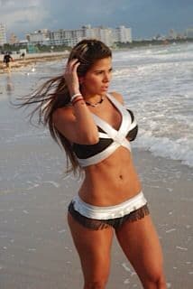 Lorena Alomia, Miss Japón.