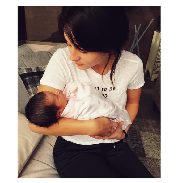 Así se verá la actriz con su bebé dentro de unos meses. “Mi sobrina hermosa #xime”, recalcó Zuria en esta instantánea.