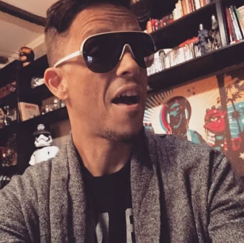 En septiembre el cantante publicó en su cuenta de Instagram que se encontraba de nuevo en quimioterapia, y que necesitaba medicinas para el dolor que le provocaba el cáncer.