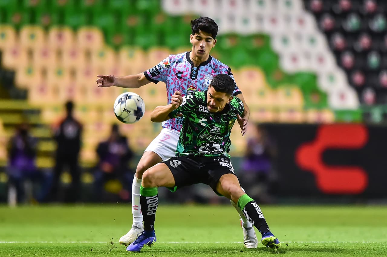 León logro su primera victoria del campeonato ante un Pachuca que marchaba con pase perfecto bajo el mando de Guillermo Almada.
