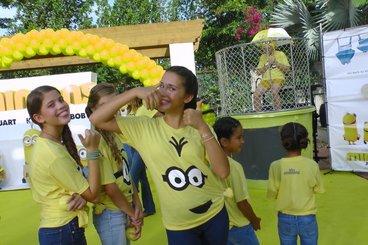 Listas para hacer caer a Alan.