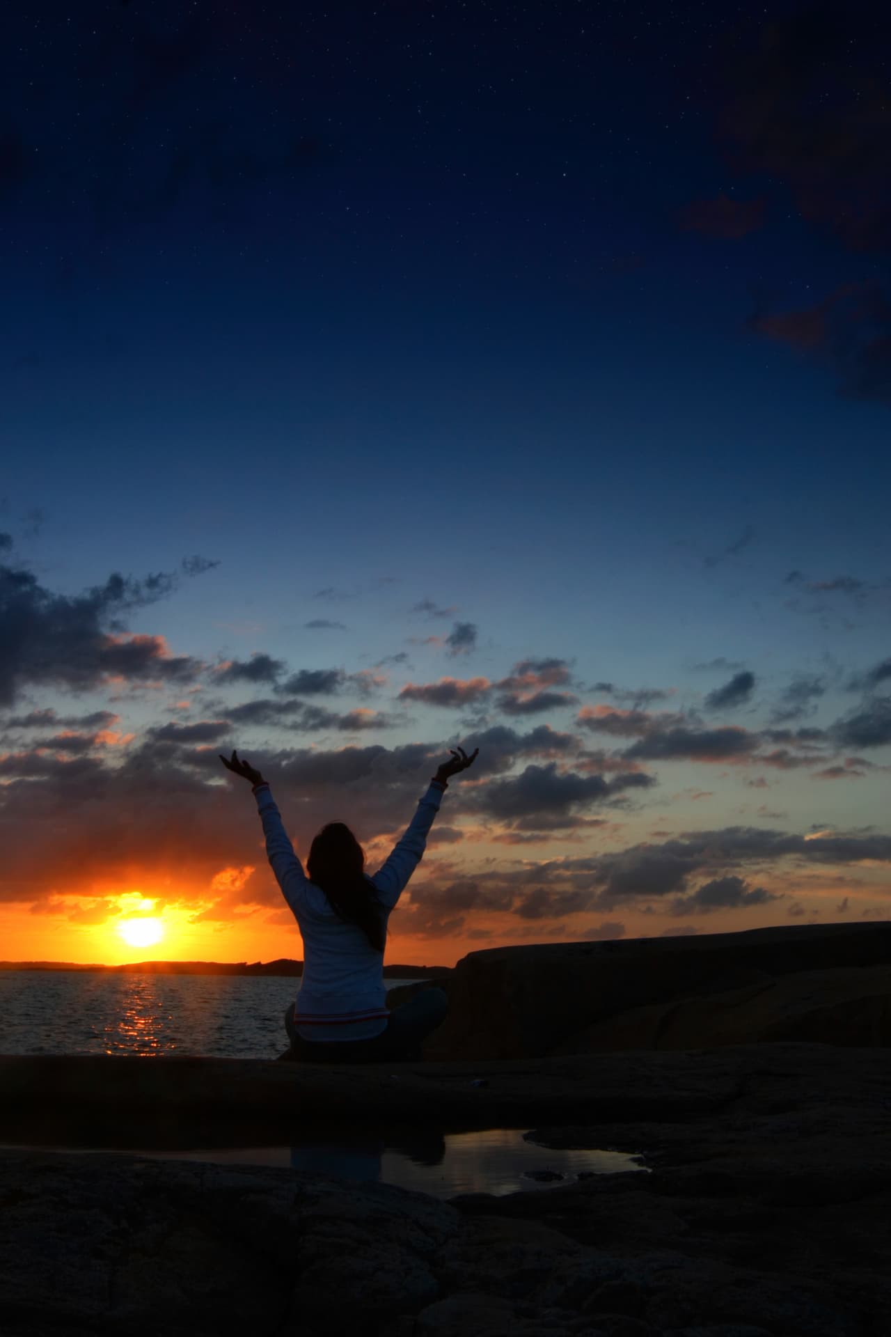 Desde épocas inmemoriales diferentes tradiciones lo han considerado un día propicio para aprovechar la vibración que impera en el ambiente y según la Astrología cada elemento refuerza ahora ese aspecto que al conocerlos nos permite aprovecharlo durante toda esta temporada. Por: Profesor Zellagro