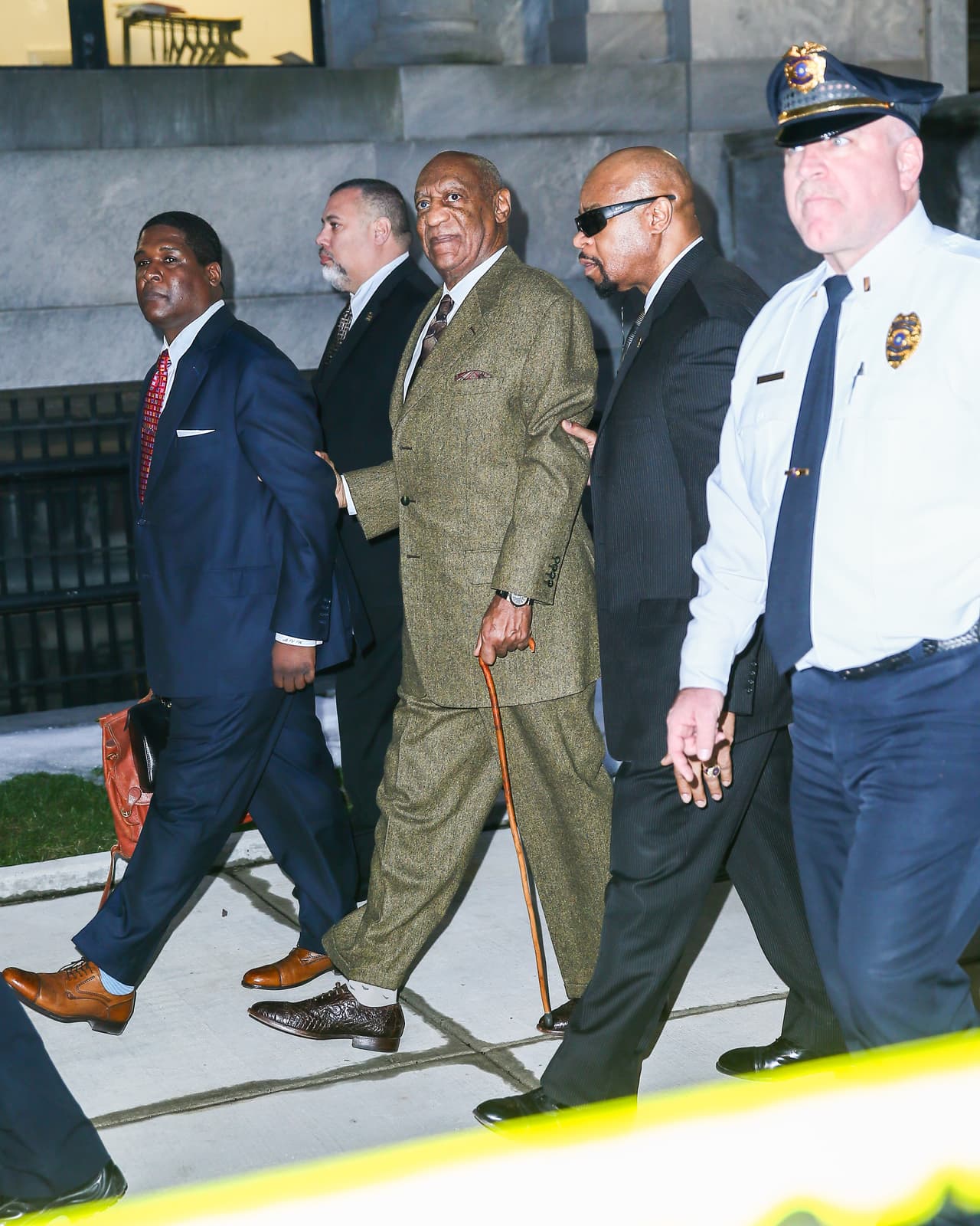 El juicio en contra de Bill Cosby por agresión sexual sigue en pie, luego de que el juez Steven O'Neill desestimara los argumentos de su defensa.