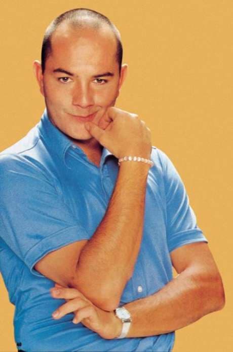 Uno de los personajes consentidos de la telenovela 
<b>'Yo soy Betty, la fea'</b> es 'Hugo Lombardi', el diseñador de moda que no tenía piedad con sus comentarios hacia 'el cuartel de las feas'.