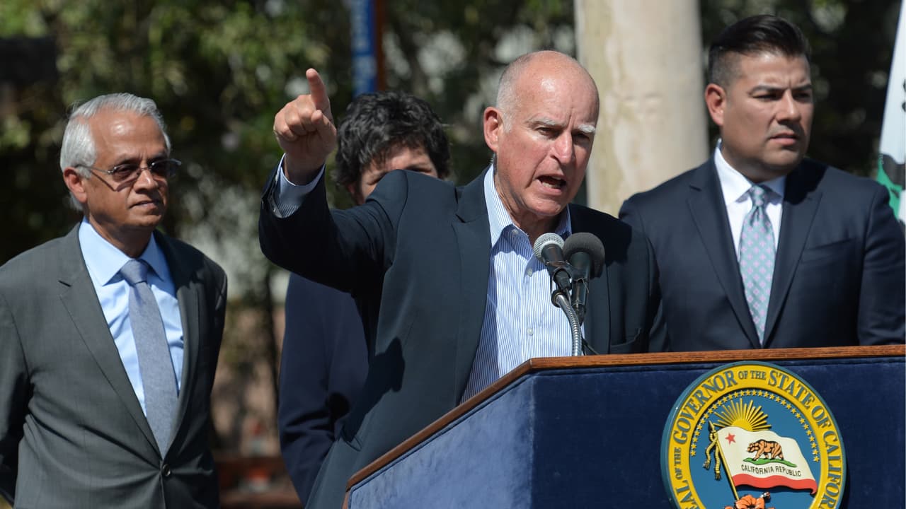 Ley de California que limita 'supercontaminantes' podría afectar la producción de leche