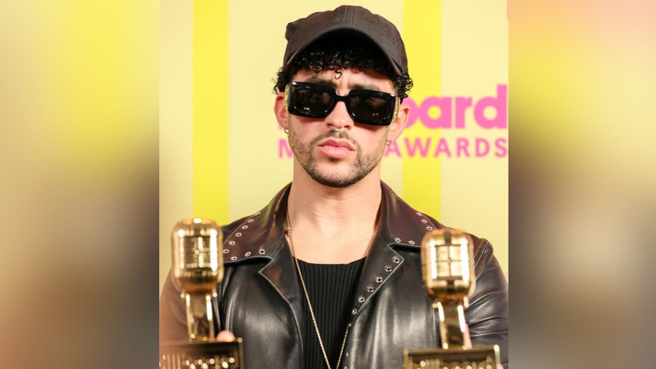 (VIDEO) Así se escucha Bad Bunny con acento mexicano para su personaje en Narcos: México