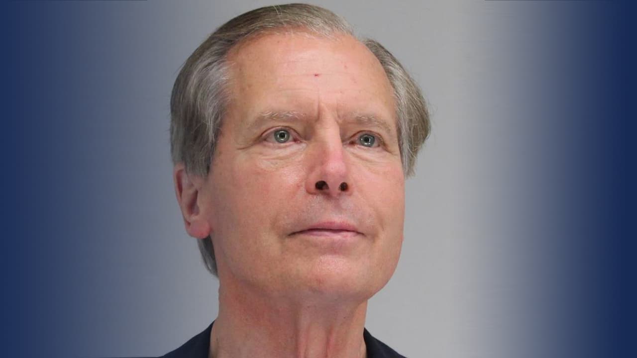 Liberan a David Dewhurst, ex vicegobernador de Texas, acusado de violencia doméstica en Dallas 