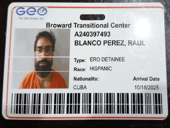 Documento de identificación migratoria compartido por Blanco Pérez con los periodistas.
<br>