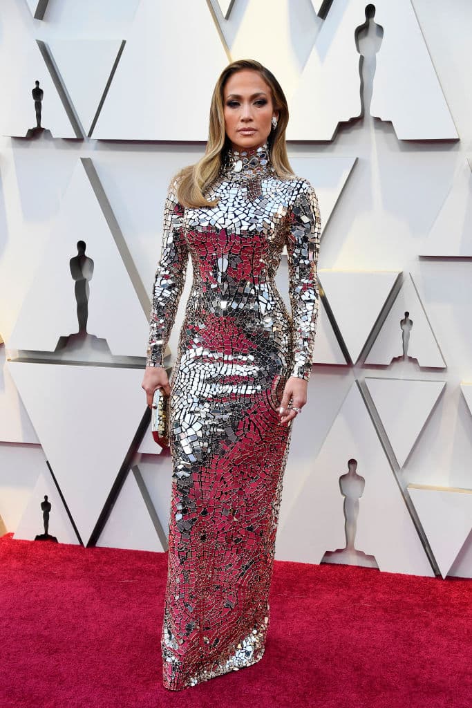 JLo usó nuevamente este estilo de vestido para la ceremonia de la 91a entrega del premio Oscar, en febrero pasado.