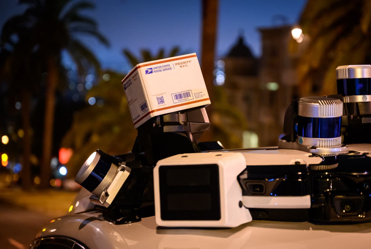 El peatón en cuestión había sido
<b>atropellado por un automóvil en la intersección de las calles Harrison y 7th en San Francisco. </b>Lamentablemente, a pesar de los esfuerzos del personal médico,
<b>la víctima no pudo sobrevivir y falleció </b>poco después de su llegada al hospital.
<br>