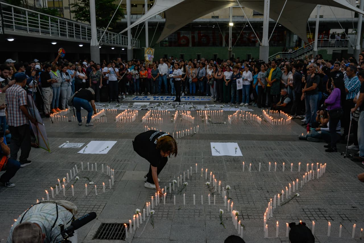 Las fuerzas de seguridad han detenido ilegalmente a más de 2.000 personas por manifestarse contra Maduro.