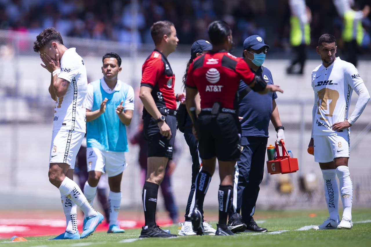 A pesar de haber jugado con 10 futbolistas la mayor parte del juego por la expulsión de Juan Ignacio Dinenno, los Pumas lograron una vital victoria ante Rayados.