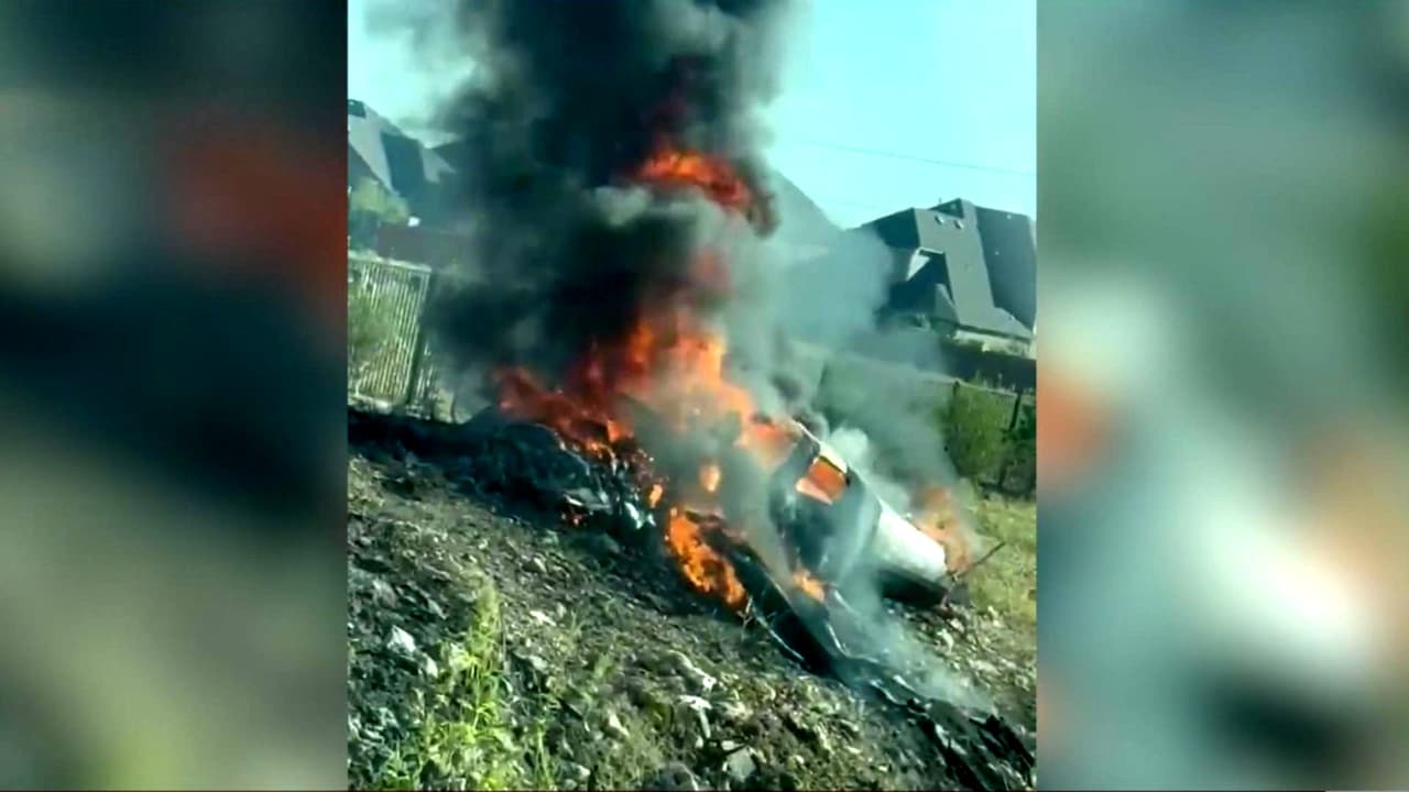 Una avioneta cae y se incendia en Fort Worth: solo el piloto iba a bordo