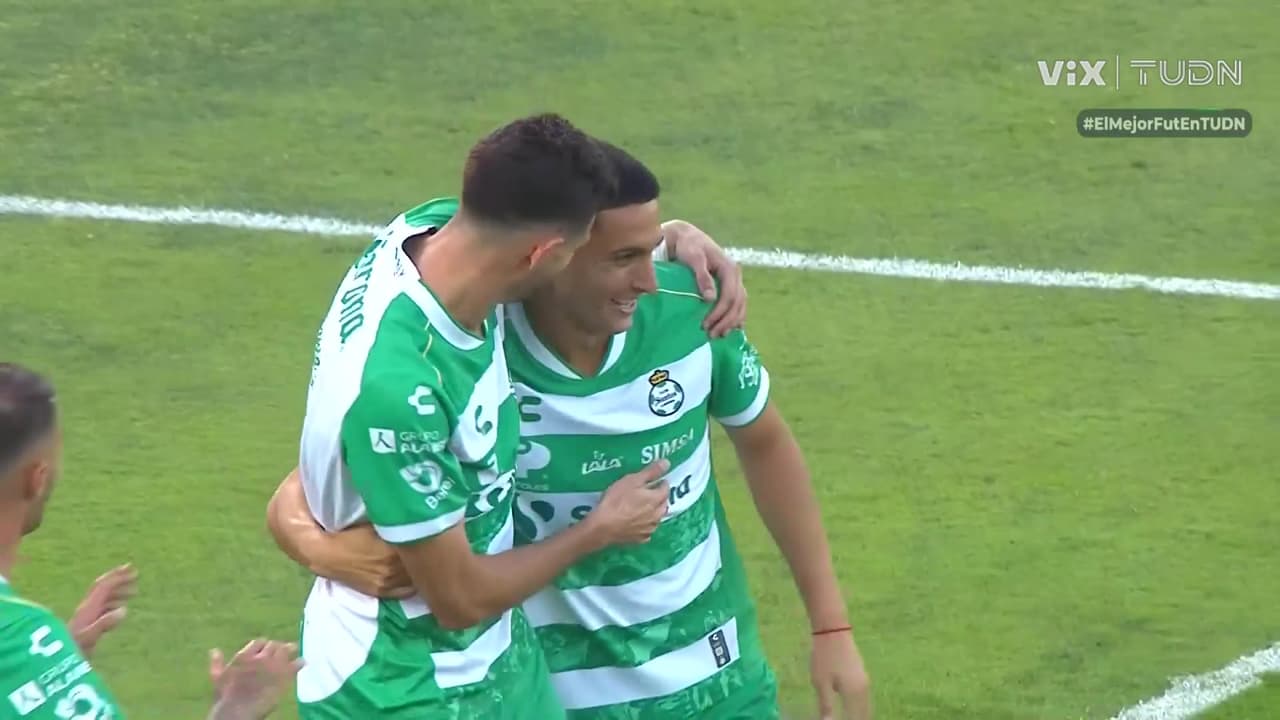¡El golazo con el que Ezequiel Bullaude adelanta a Santos 1-0 vs. Puebla!