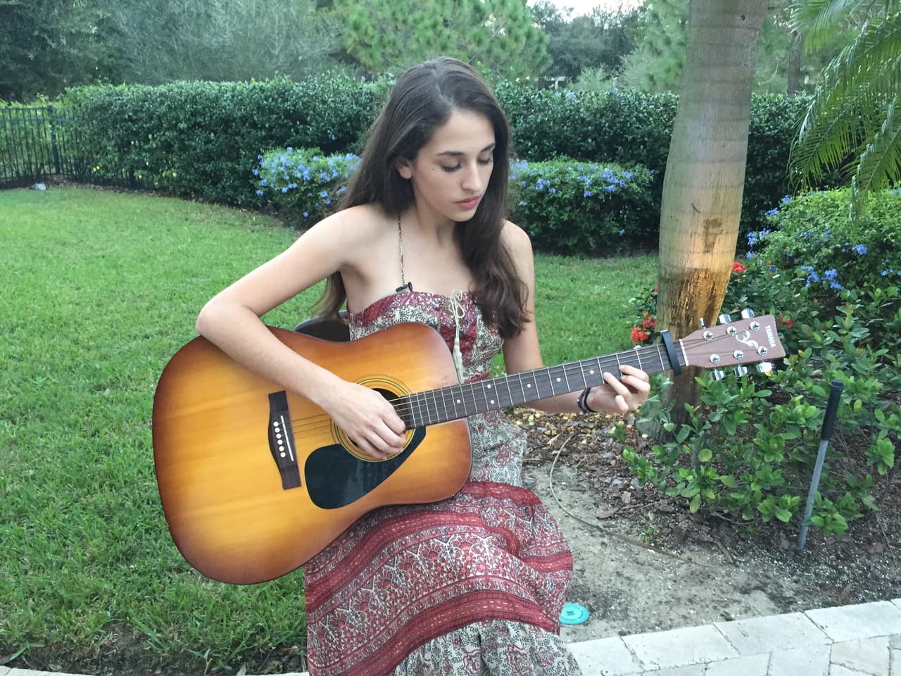 Aunque es una chica clásica, no deja de buscar nuevas alternativas para reforzar sus habilidades y mejorar su técnica.