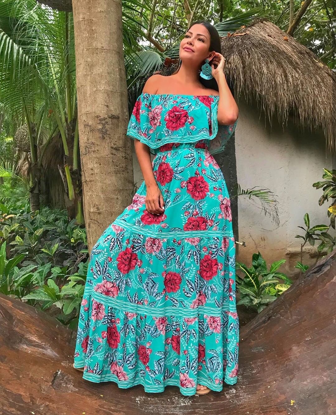 Para muestra de lo anterior mira el precioso vestido con el que posó Ana Patricia en sus vacaciones más recientes en Tulum, México.
<br>