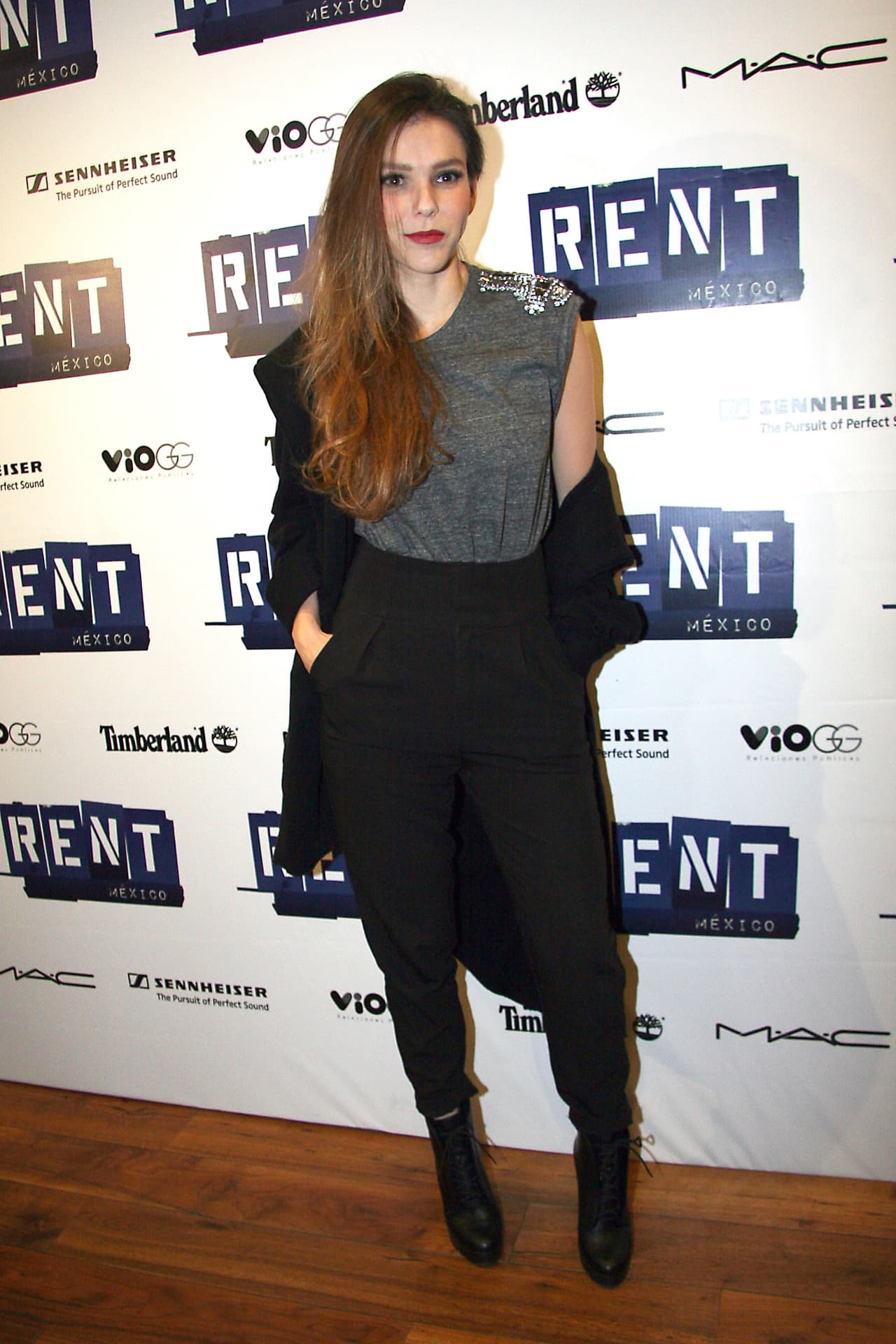 Gracias a esta parte de la historia, Humberto y Kika grabaron varias escenas juntos, lo que dio pie, según la revista, al supuesto romance entre ambos.