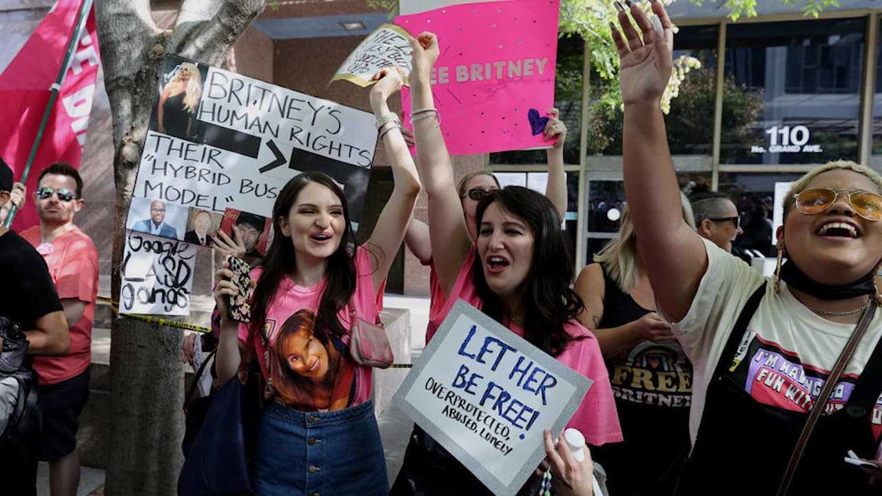 Suspenden a padre de Britney Spears como su tutor luego de 13 años