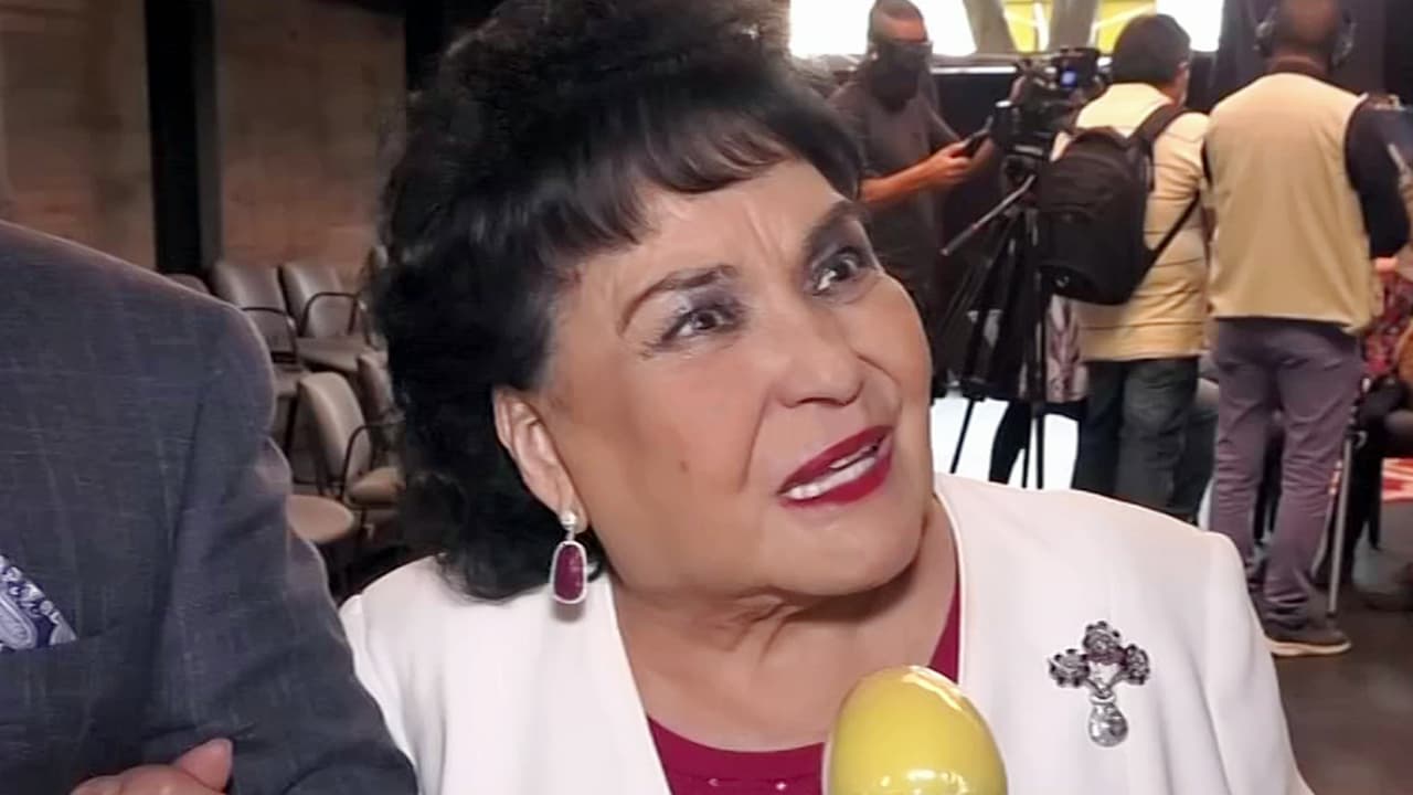 Carmen Salinas se siente feliz de volver a las novelas como "abuelita de David Zepeda"