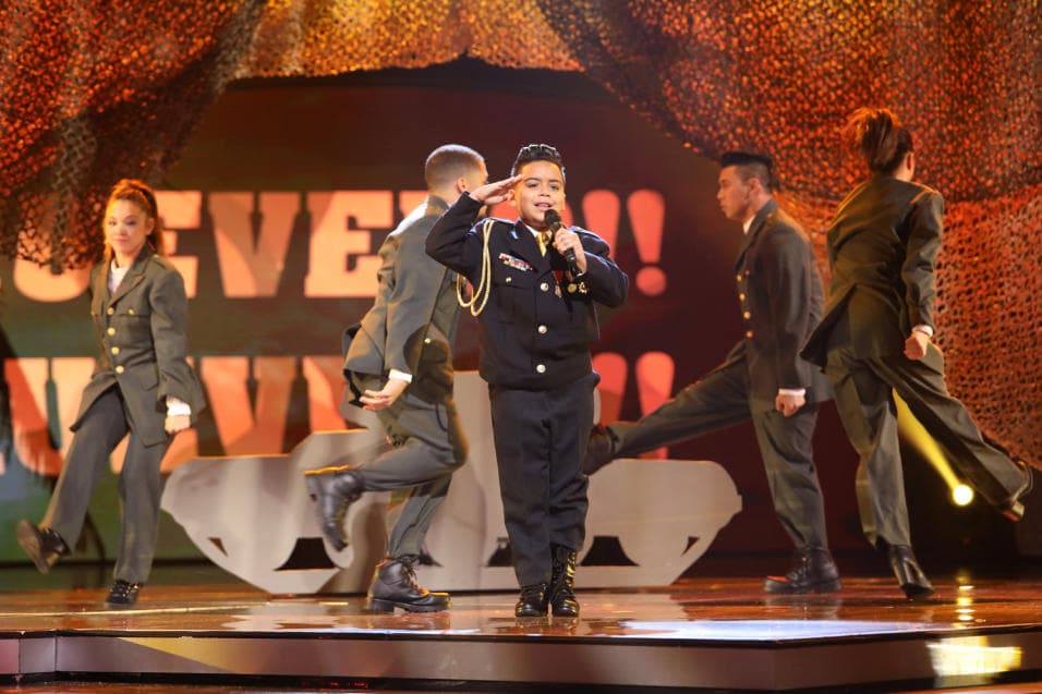 La noche que cantó 'Muévelo, muévelo' fue muy triste para 
<b>Almany</b>, toda vez que recibió baja puntuación.