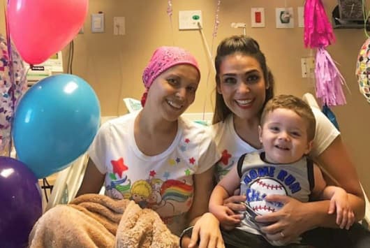 La integrante de la agrupación 'La Morocha' visitó a Luna en el hospital, para darle ánimos en su lucha contra el cáncer.