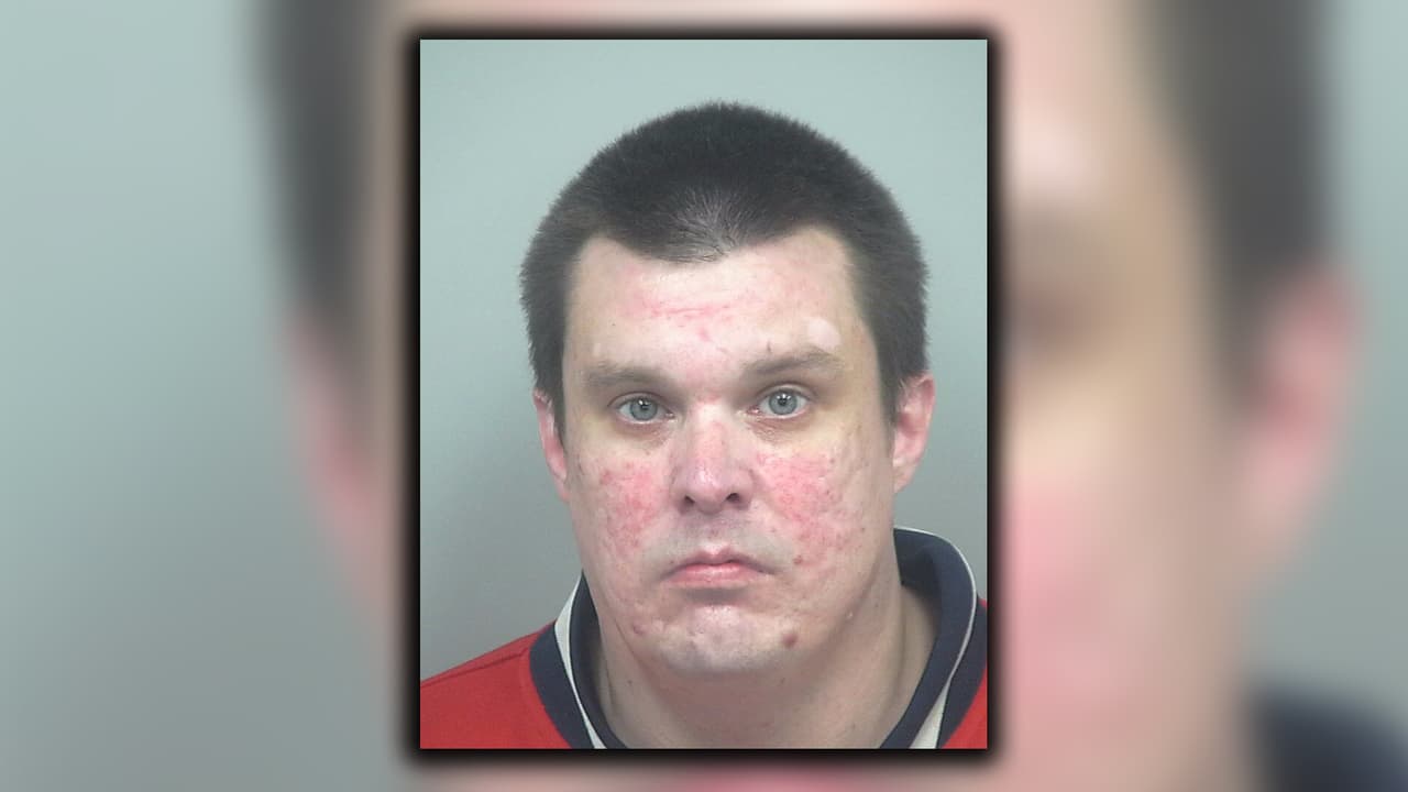 Marshall Aaron Thomas - Acusado de tráfico de metanfetaminas.