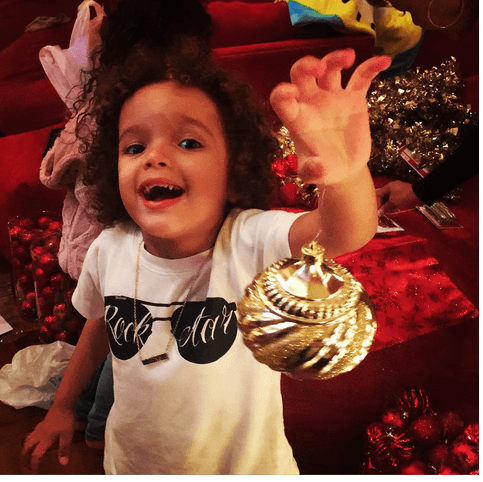 Lo mejor es que estos chiquitines saben que son los consentidos de mamá y papá.