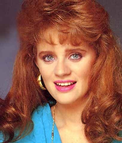 "Me dijo: 'No creo que esté neceando por que sí, o sea, sal, conócelo, 
<b>date una oportunidad</b>'".
<br>