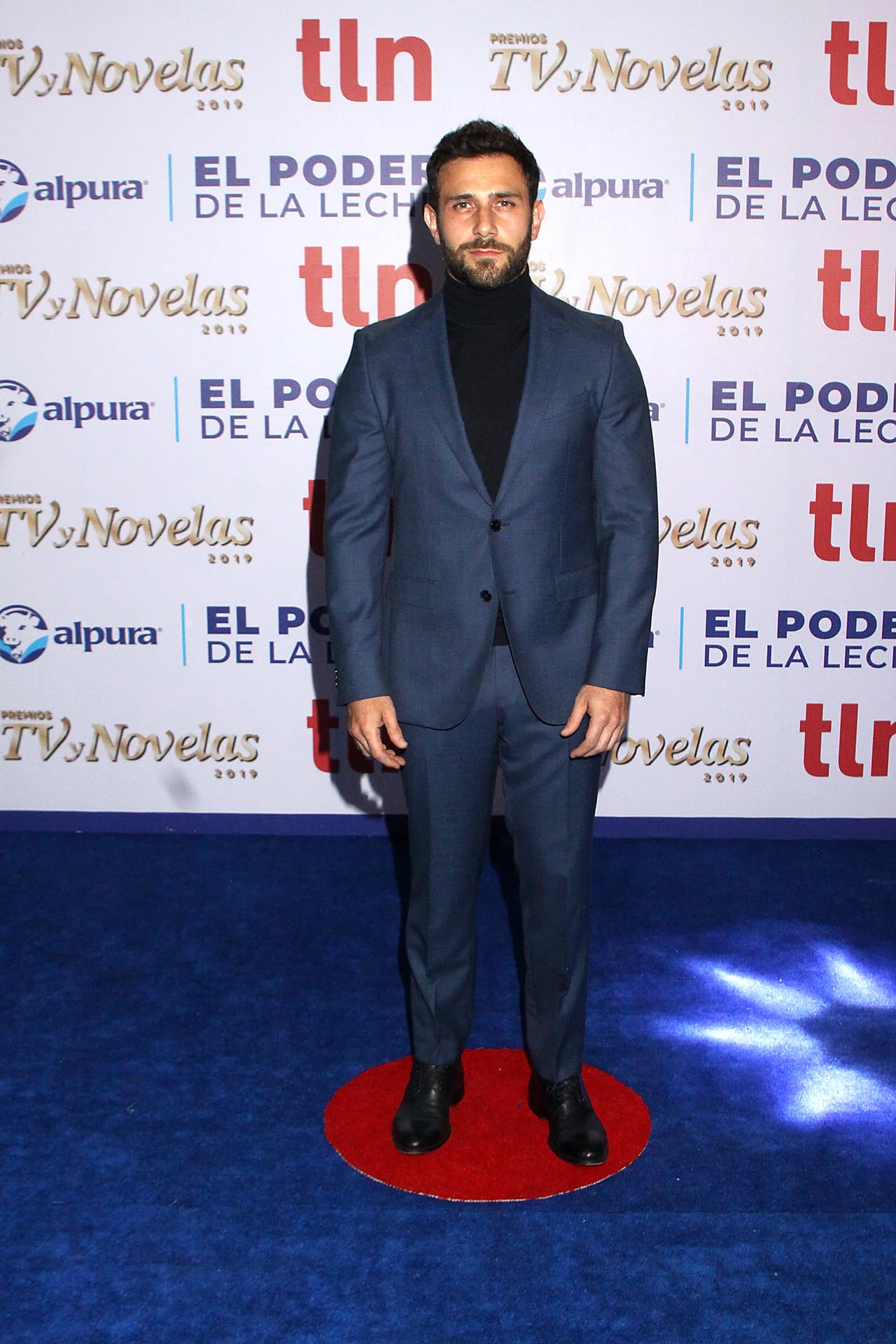 Además de ser actor, Ferro estudió Ingeniería Genética. 
<br>