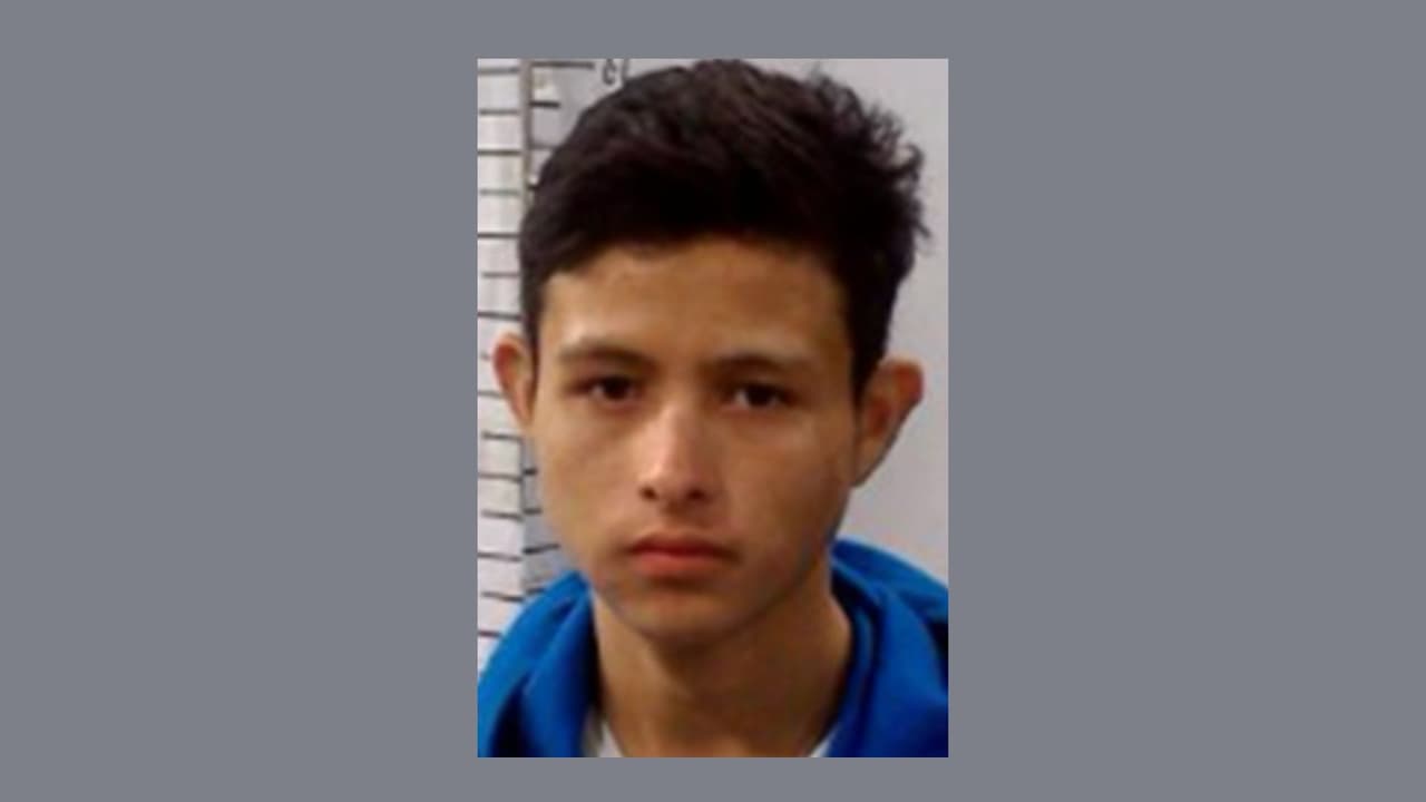 Ofrecen $5,000 por información sobre el paradero de un joven de 21 años señalado de abusar de un menor