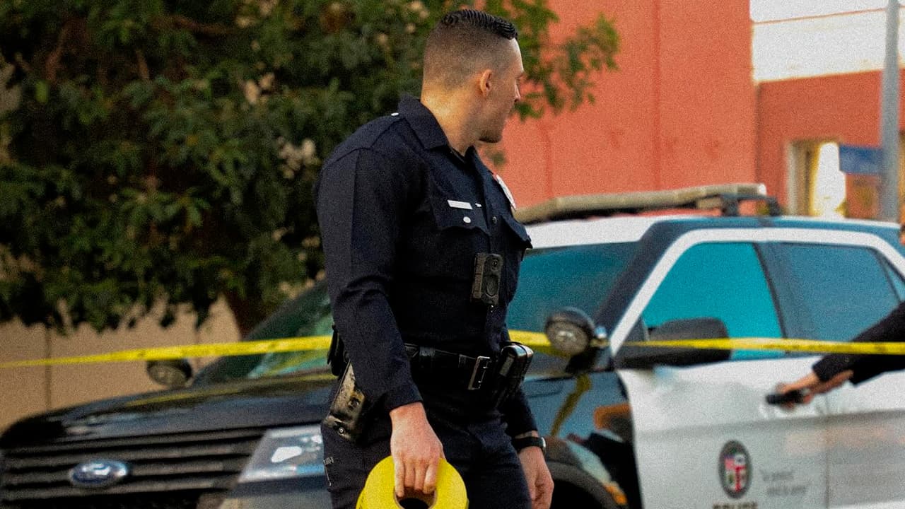 Tiroteo en guardería de Granada Hills deja dos personas heridas; sospechoso fue detenido tras huir