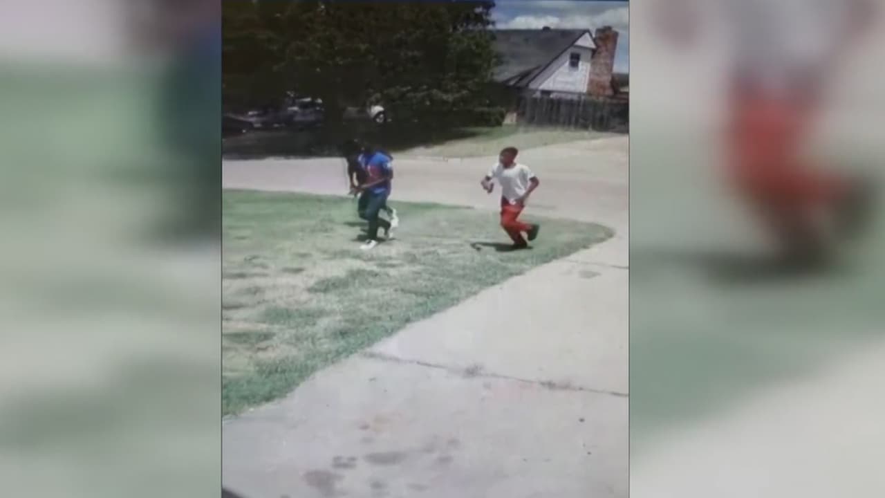 Una familia de indocumentados es atacada con pistolas de aire, pero no denunciará por miedo