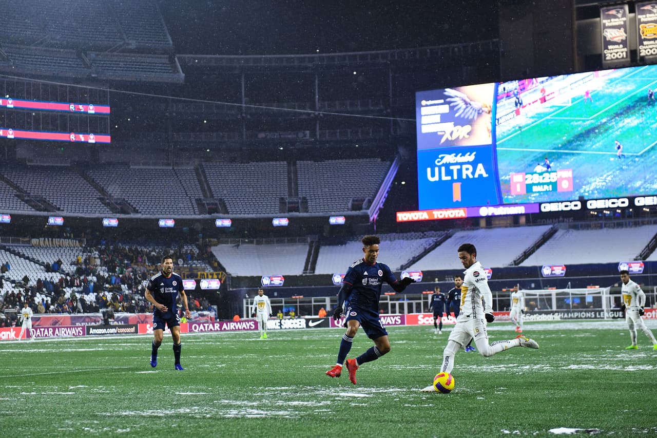 New England Revolution fue muy superior a los Pumas y se impuso gracias a un doblete de Adam Buksa y otro tanto de Sebastian Lletget.