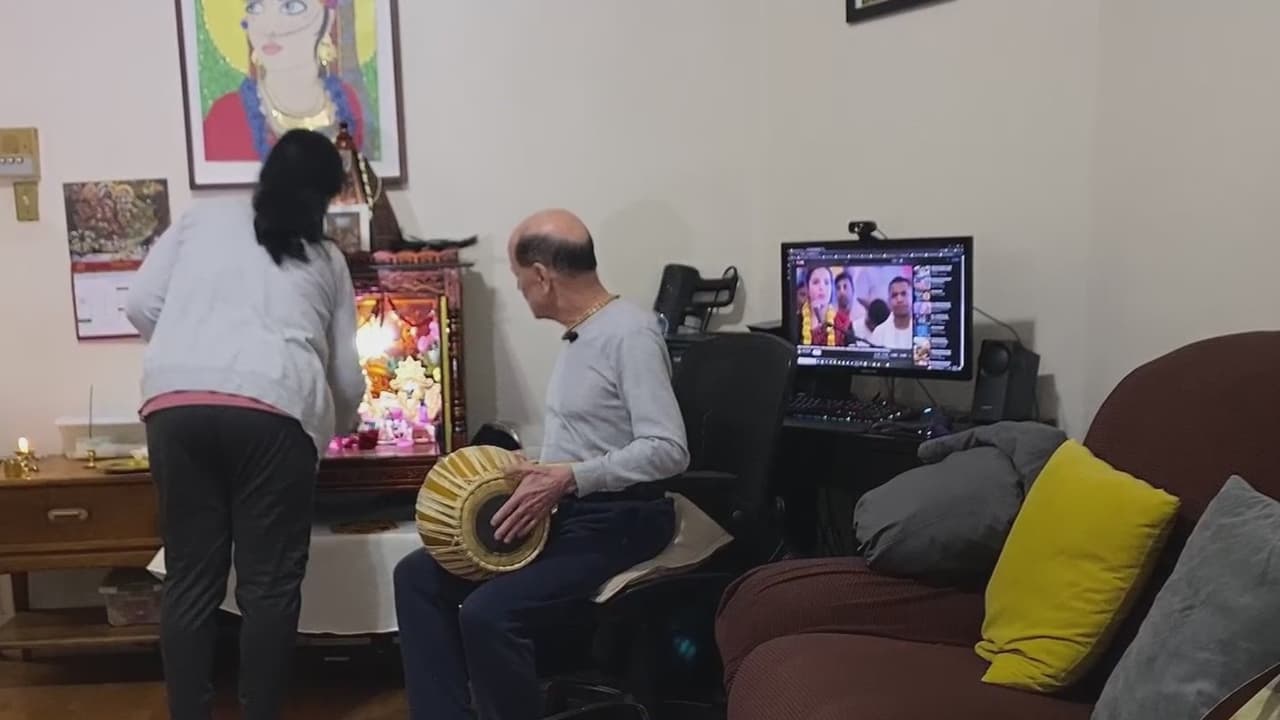 Empleados retirados de hospital enfrentan desalojo luego de que empresa vendió edificio