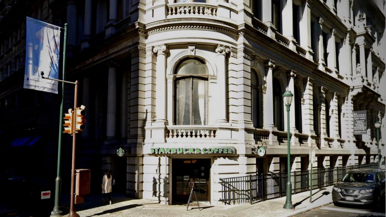 Starbucks cierra la tienda de Center City citando problemas de seguridad