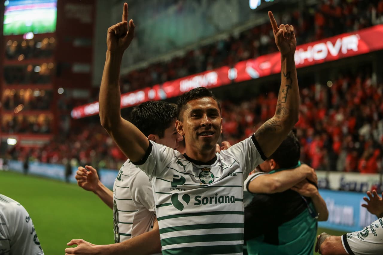 <b>Atlas: </b>Jesús Isijara