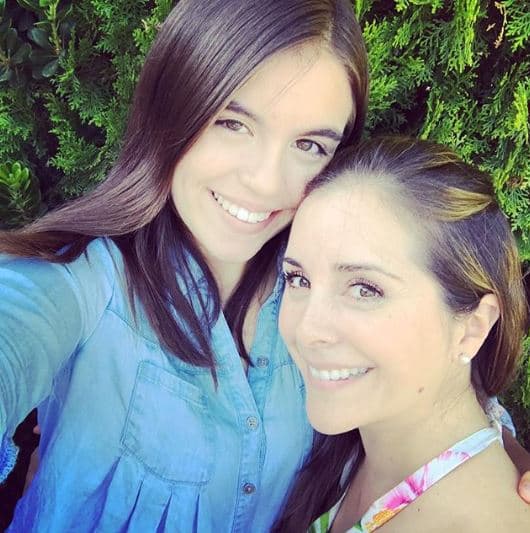 La hija de Karyme Lozano y Aitor Iturrioz estudia la carrera de Derecho.